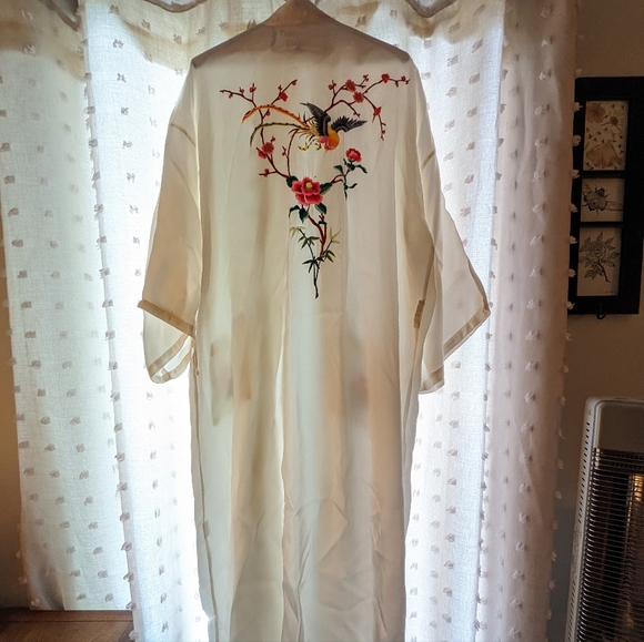Rayon white brid embroidered vintage 90s kimono - Picture 1 of 5